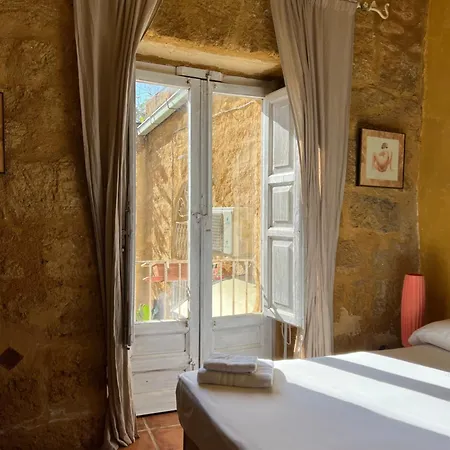 Atrium Experience 4*